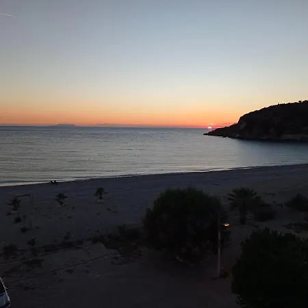 Holiday home Wave N' Sea Himare