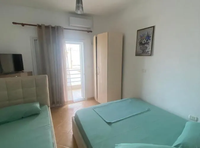 Wave N' Sea Himare